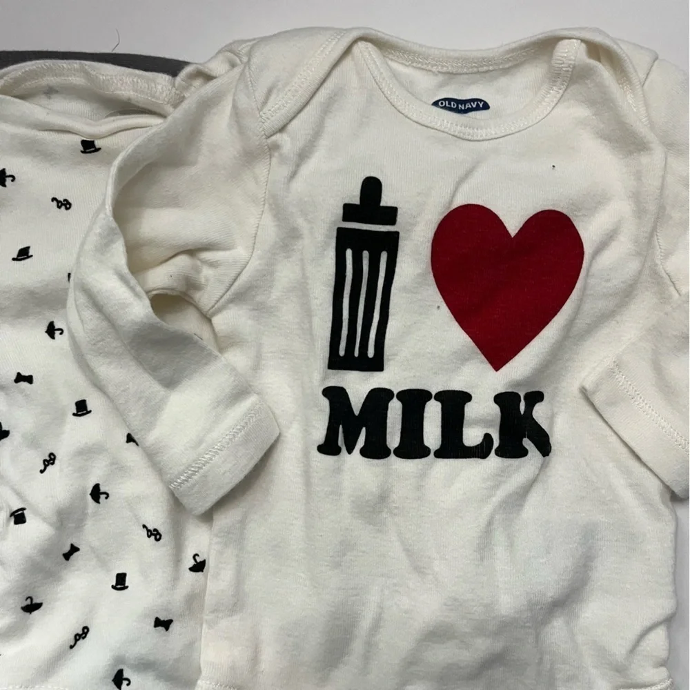 Old Navy • Baby 4 Pack Onesies Camo, I Love Milk